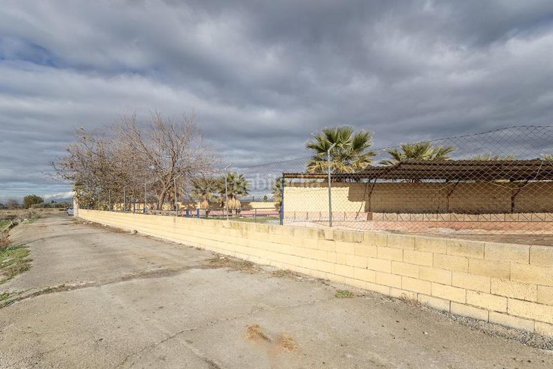 Foto a7195d9e-b326-44a8-b2d5-e6460b6fc75d. Chalet with parking in La Zubia Ciudad Zubia (La)