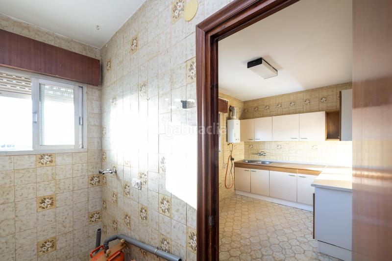 Foto 4ddcc500-385c-4580-a4e8-fb7013530d3d. Local comercial a Camino de Ronda Granada