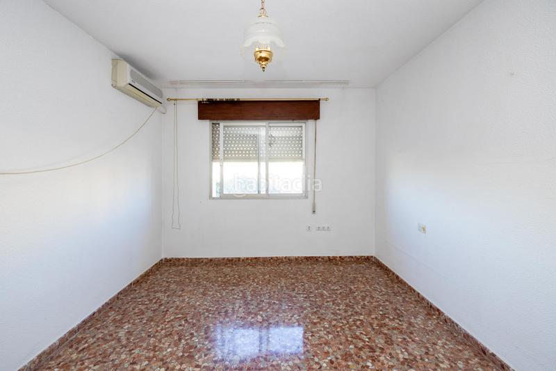 Foto 6a65ab2a-650a-46a0-a291-2ada07c809dd. Local comercial a Camino de Ronda Granada