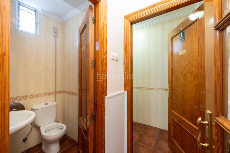 Foto a44183d0-5321-4786-872c-ff524aa91132. Local comercial a Camino de Ronda Granada