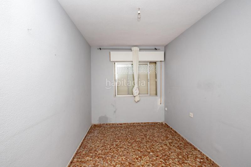 Foto aea4928a-e9b7-47fa-8467-a639d6850b05. Local comercial a Camino de Ronda Granada