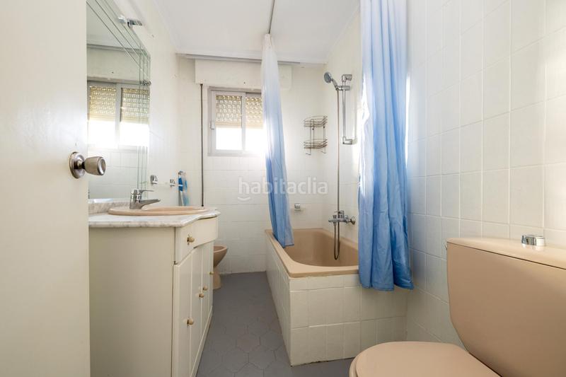 Foto dc0c782f-90ef-4984-a13f-e847ed5c8b87. Local comercial a Camino de Ronda Granada