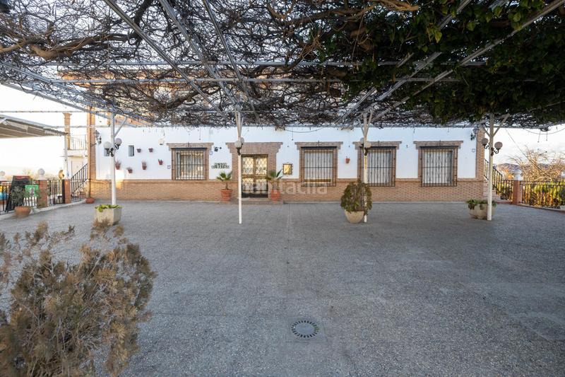 Foto e6944ff2-4601-4c72-9dad-0950b8bc2fff. Local comercial a Camino de Ronda Granada