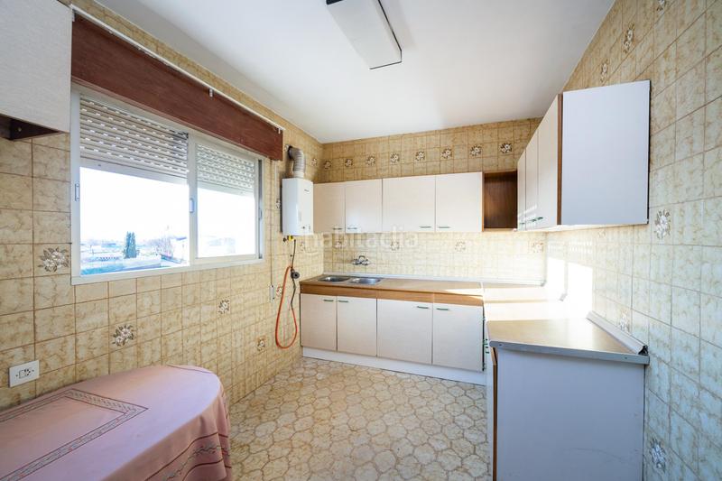 Foto f8fbee00-a5bc-47b4-b581-f42e7d79d238. Local comercial a Camino de Ronda Granada