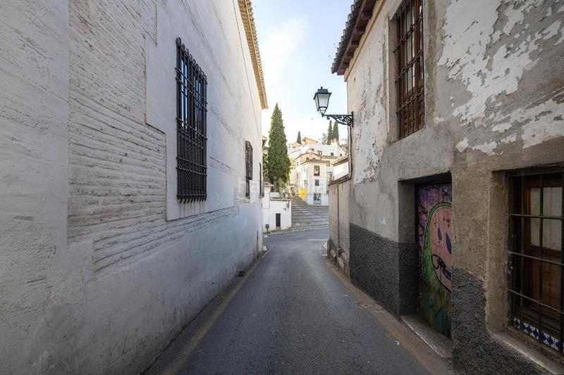 Foto d31a1cd9-7aaa-44a0-b880-234df697a8ee. Masía cueva en el sacromonte con magnífica ubicación. en Granada