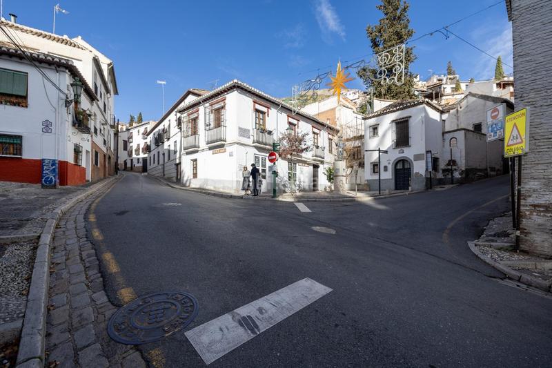 Foto f87859fd-d00a-492b-975b-bfa5d316fa82. Masía cueva en el sacromonte con magnífica ubicación. en Granada
