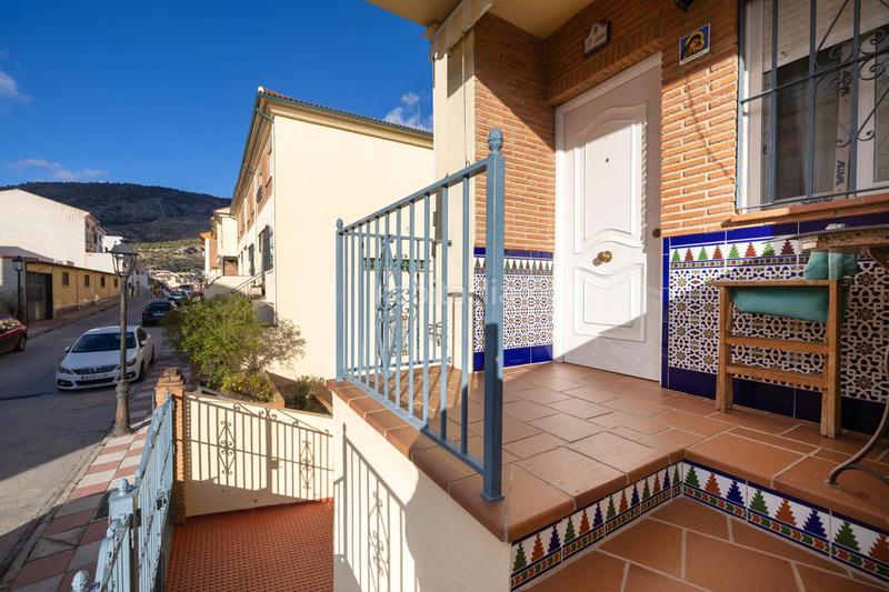 Foto 16d63876-8fa6-4890-a407-925309d38600. Casa chalet en venta en Alfacar