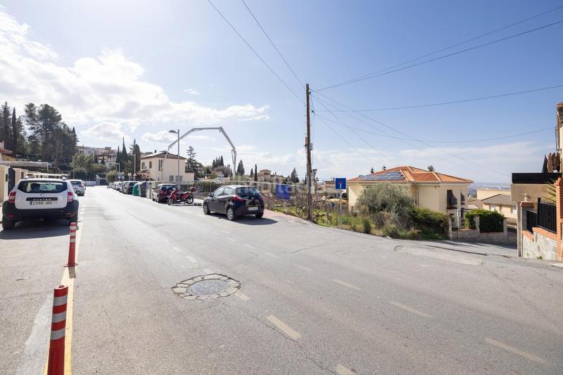 Foto 9c119194-a480-4cc2-a618-4fd09b3a7da5. Terrain résidentiel dans Barrio de la Vega Monachil