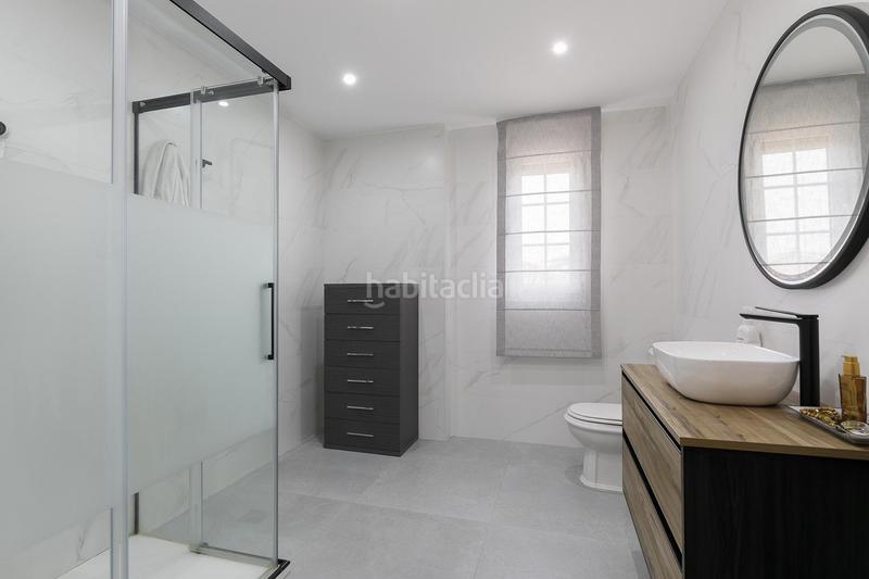 Foto 414aa159-09df-4c0a-8986-fa9d72823987. Chalet gran chalet independiente en lachar en Láchar
