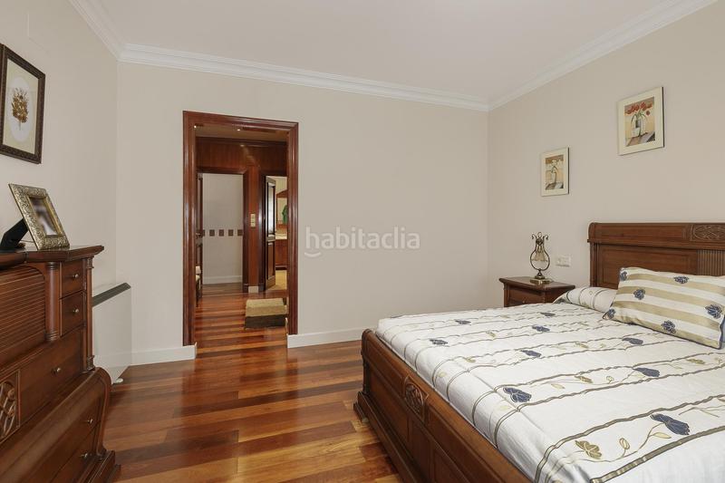 Foto 648bf54a-d7d3-4eb0-b70e-aae546b499bb. Chalet gran chalet independiente en lachar en Láchar