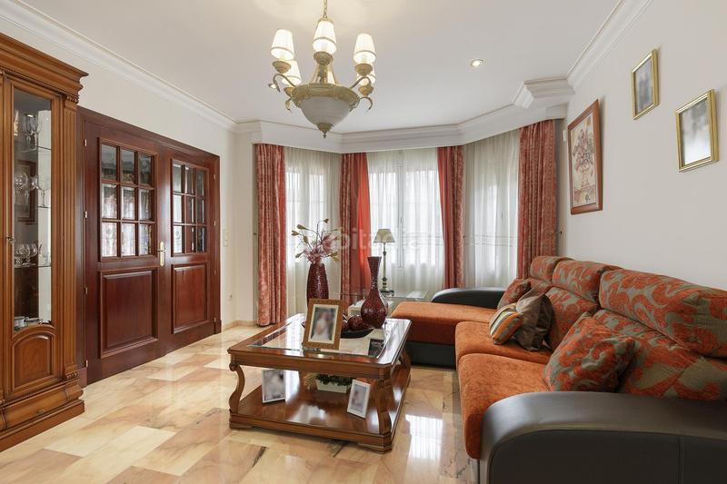 Foto b3032505-bb5f-4075-ae61-f941b4fe9318. Chalet gran chalet independiente en lachar en Láchar