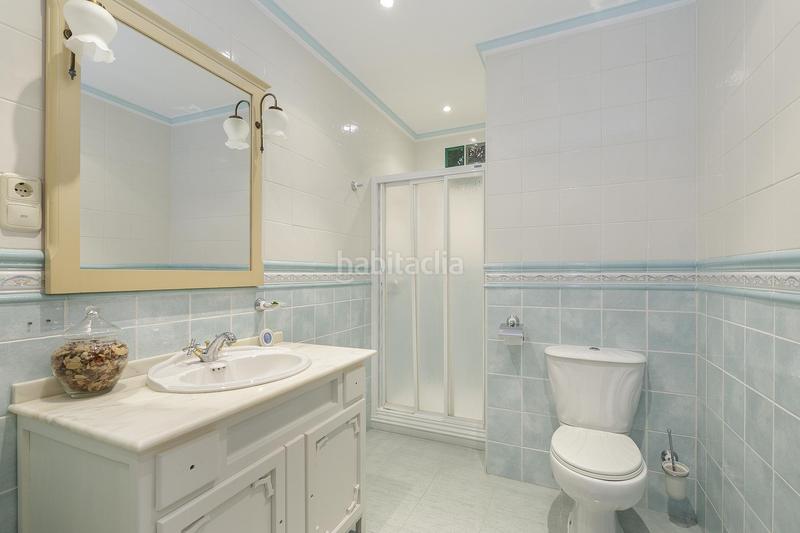 Foto b9a1adb7-1e2c-4700-b67a-f6f9e090f11e. Chalet gran chalet independiente en lachar en Láchar