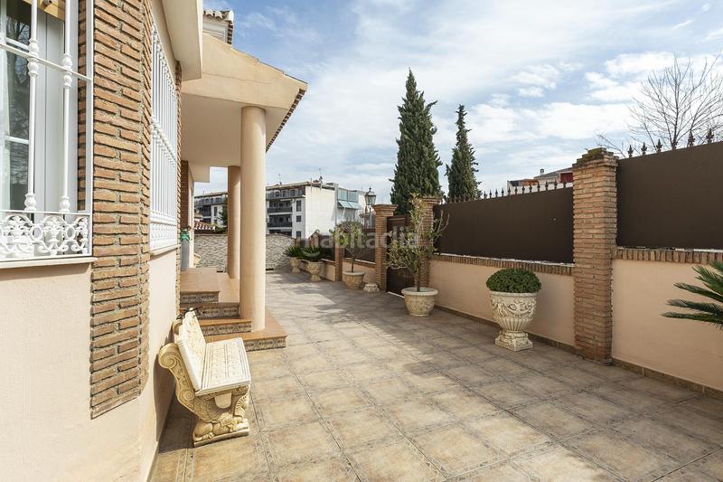 Foto e7d4d550-3d02-4527-902a-47c687ba647f. Chalet gran chalet independiente en lachar en Láchar