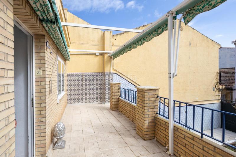 Foto 098c4b6b-4963-450c-ae9a-5ba6ec130bcc. Casa  en pleno centro en San Antón Armilla