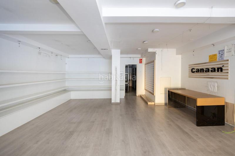 Foto 3426589c-a50e-4a1c-bfce-153b83b2affa. Alquiler local comercial alquiler local comercial acera del darro en Granada