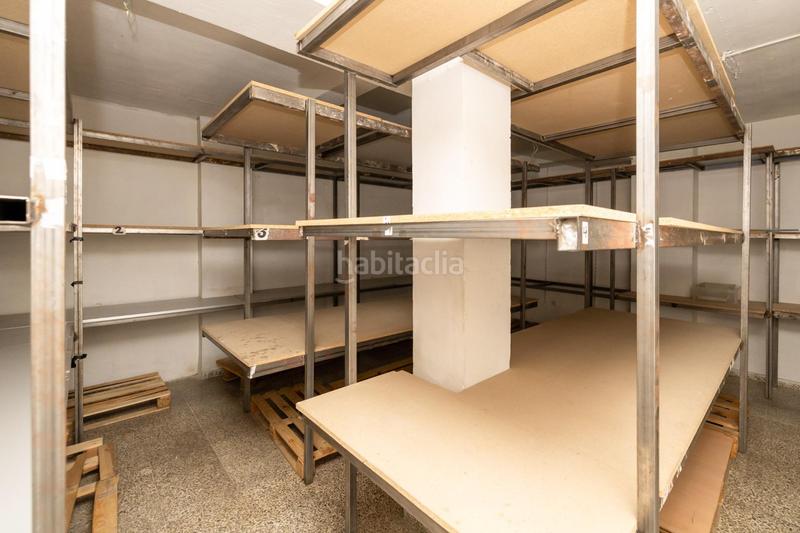 Foto c245d22d-38d7-4529-a707-6e175f334d4c. Alquiler local comercial alquiler local comercial acera del darro en Granada