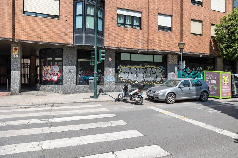 Foto 1d56104b-e4ac-4674-a631-3436434b71a4. Geschäftsraum in Rosaleda - Juventud Granada