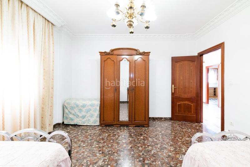 Foto 4706a084-2329-4fa8-ac3e-27fd47fbf6ce. Casa adosada en calle de las parras 2 oportunidad única! casa adosada haciendo esquina , granada en Maracena