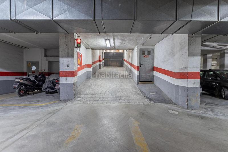 Foto 675fbc10-69b1-43a9-9da8-f5552467b1df. Aparcament cotxe a Fígares Granada