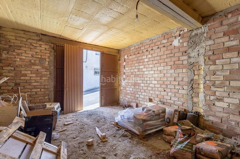 Foto e06f2d00-f9be-4dd1-be3c-723286a76933. Casa amb calefacció aparcament a Jayena