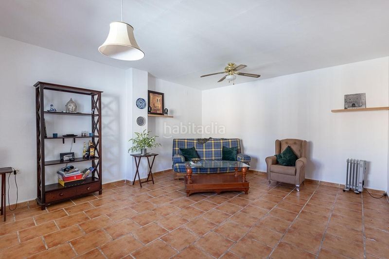 Foto e56a7694-0a17-40b1-a23c-03d746f861e8. Casa amb calefacció aparcament a Jayena