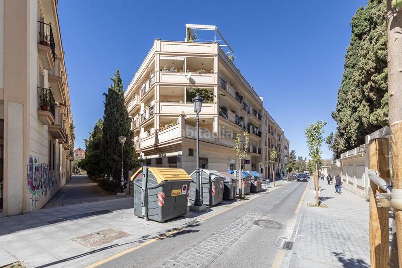 Foto e3824673-5d5c-49be-8879-97e44b4f622b. Local commercial dans calle rector lópez argüeta 23 dans Granada