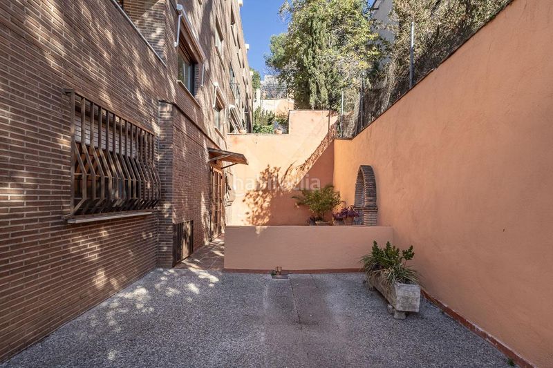 Foto 618d5e80-8b1a-4ee1-a7b7-d3cef9f95782. Pis amb aparcament piscina a San Matías - Realejo Granada