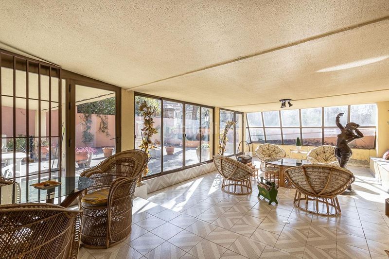 Foto cbd16556-7e2e-4a85-b5a7-a8e55ddf7c29. Pis amb aparcament piscina a San Matías - Realejo Granada