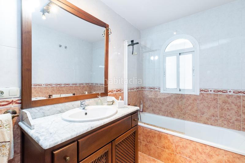 Foto ec11dbc1-27a1-499a-b52d-db9e709d67fe. Casa adosada en calle alcalde e. muñoz arevalo 45 preciosa casa adosada en la mejor zona en Santa Fe