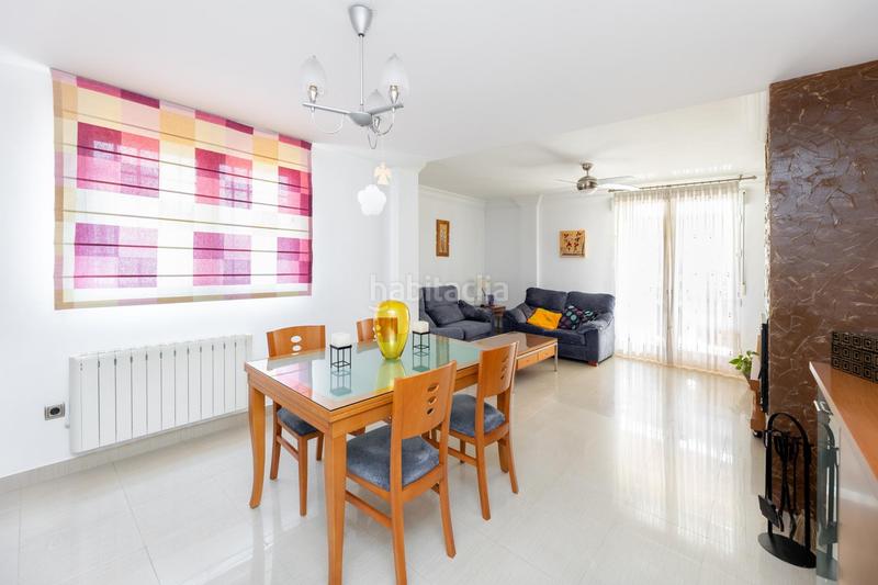 Foto ac765970-c2cd-4ec6-9ebe-fc8faf544402. Chalet estupenda vivienda en urb. los chopos de las gabias en Gabias (Las)
