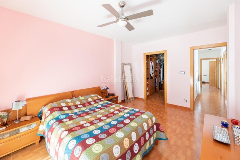 Foto d2c64695-cc70-4806-9faf-2f8d95c8977c. Chalet estupenda vivienda en urb. los chopos de las gabias en Gabias (Las)