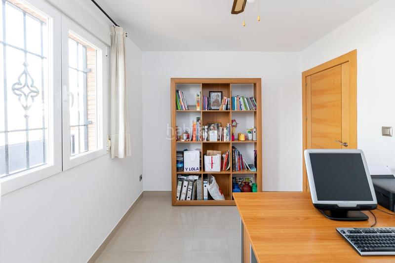 Foto ec060fb3-73b9-4c3a-b293-dd0375633584. Chalet estupenda vivienda en urb. los chopos de las gabias en Gabias (Las)