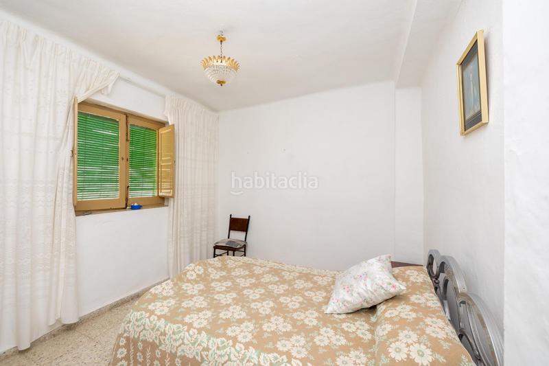 Foto b7bf007a-1872-4a24-8a7e-4b71b040c463. Masia a Albuñuelas