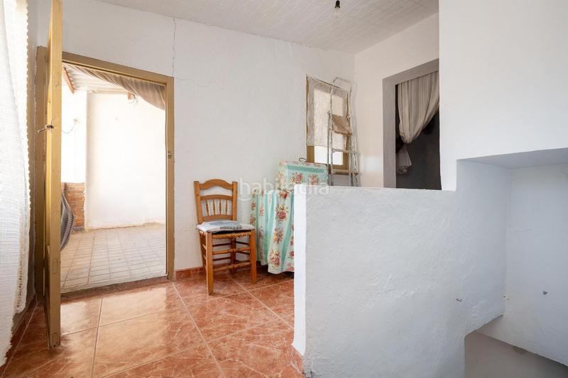 Foto c9a24390-405a-46f7-8f13-0ba11187cbf1. Masia a Albuñuelas