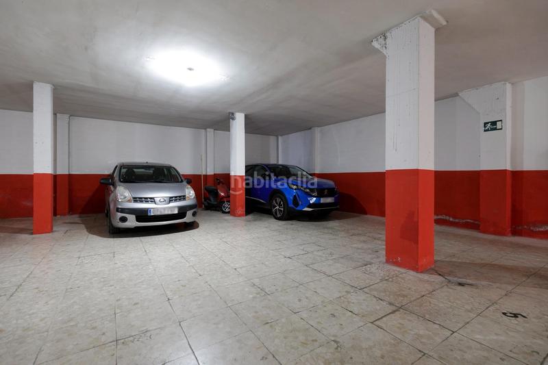 Foto 056bca58-3aa2-4251-8696-3d943f93a8e4. Locale commerciale in Crta. De la Sierra Granada