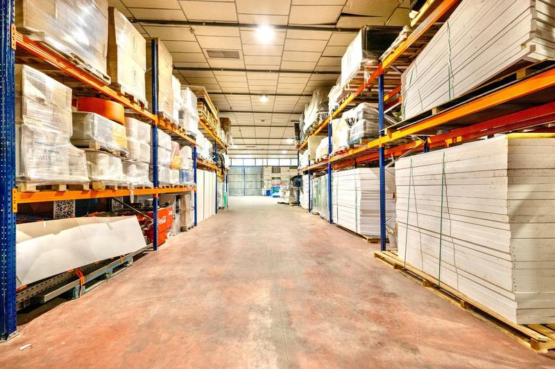 Foto f6c5f3a4-0aa8-4bac-840f-ab467e6ea5fc. Nau industrial a Albolote