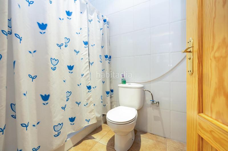 Foto 670c8100-1407-4e51-93a6-6b785a4ab94c. Local comercial a parque nueva Granada Granada