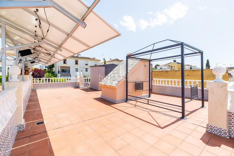 Foto adb683d3-d57e-426a-bd55-8a878d64fe84. Chalet en calle peral 23 espectacular chlaet en el cortijo del aire en Albolote