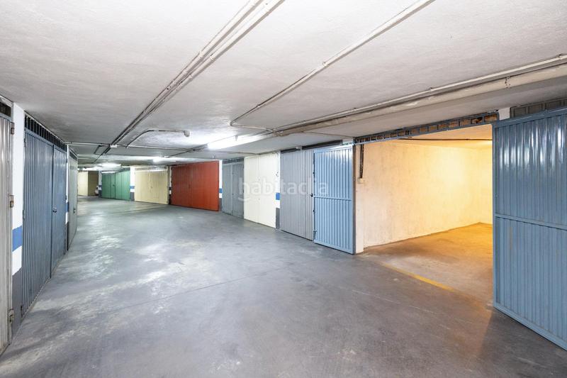 Foto 01e3ae0d-2381-445f-8f92-eb43e45869a5. Posto auto in Barrio de Zaidín Granada