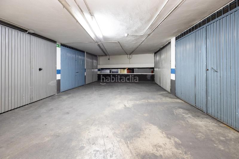 Foto 77e4b2b5-c2b9-4571-92d8-2a0e0302ced4. Posto auto in Barrio de Zaidín Granada