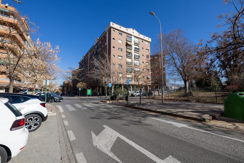 Foto d793e30b-f499-44c9-a163-5402efe96490. Posto auto in Barrio de Zaidín Granada