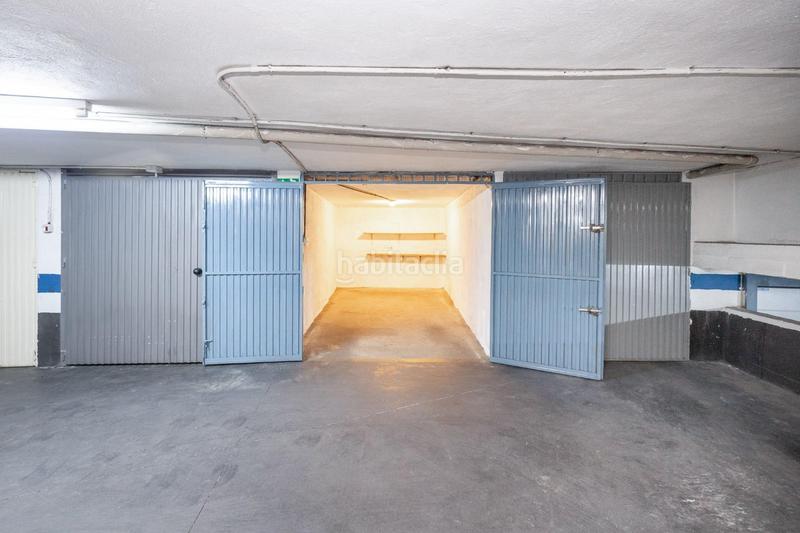 Foto da0cc23f-738e-49cc-9001-41e11d37a0f4. Posto auto in Barrio de Zaidín Granada