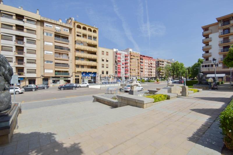 Foto d3857ca9-94d4-4c1c-bfa1-18c8f6186b06. Edificio inversores!! edificio en pleno centro !! en Linares