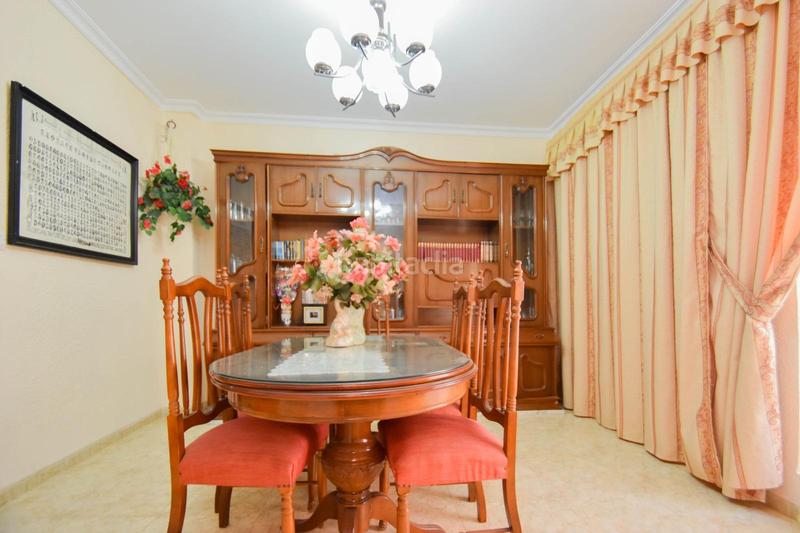Foto f52cd2dc-ac6f-427a-9a9e-8374a953ee5c. Edificio inversores!! edificio en pleno centro !! en Linares