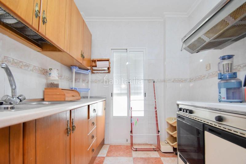 Foto f99a78ec-ea90-4454-b7a3-2368f4bff609. Edificio inversores!! edificio en pleno centro !! en Linares