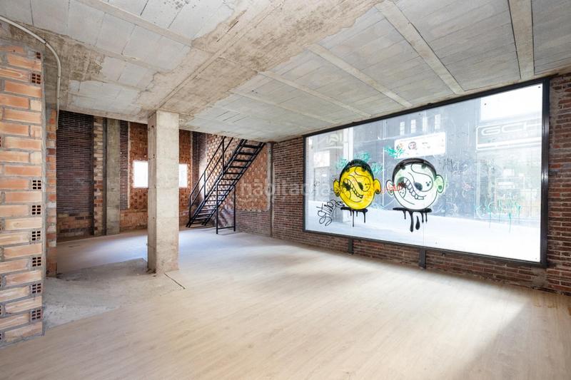 Foto 2d2b7dbb-2336-4cb5-b30f-af17f3a778b2. Local comercial a Plaza de Toros Granada