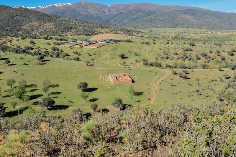Foto 134fa950-1508-4113-9ad5-17e7b6d99a6e. Finca rústica parcela rústica con proyecto de explotación ganadera y nave de aperos 14,63 ha en Lugros