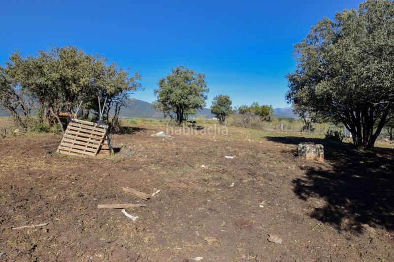 Foto cc0b3d30-fefb-421c-9379-824bcc6eb328. Finca rústica parcela rústica con proyecto de explotación ganadera y nave de aperos 14,63 ha en Lugros