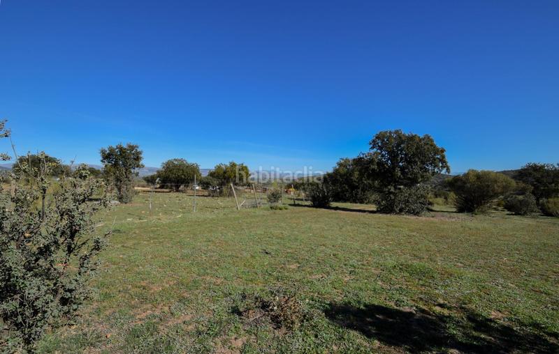 Foto cea3dc85-9053-4806-abaf-367b1d9f11ef. Finca rústica parcela rústica con proyecto de explotación ganadera y nave de aperos 14,63 ha en Lugros