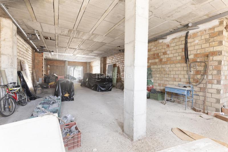Foto fdadc768-6638-43dd-a831-0cf256c0eb1d. Local comercial a Albuñol